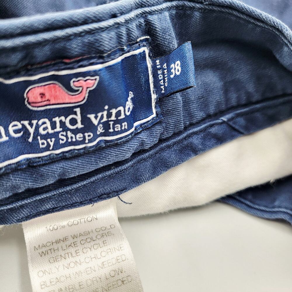 Vineyard Vines Blue Breaker Shorts Embroidered Patriotic Colorway Whales Size 38 - Picture 6 of 6
